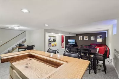 8300 Reagan Dr, Pittsburgh, PA 15237 - Photo 31