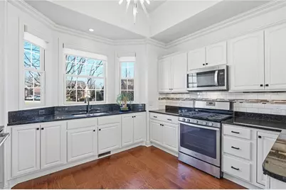 1742 Waterleaf Dr, Pittsburgh, PA 15143 - Photo 15