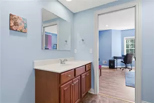 1742 Waterleaf Dr, Pittsburgh, PA 15143 - Photo 41