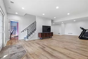 1742 Waterleaf Dr, Pittsburgh, PA 15143 - Photo 37