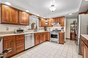 236 Philander St, Pittsburgh, PA 15218 - Photo 11