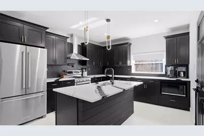 3930 Howley St, Pittsburgh, PA 15224 - Photo 17