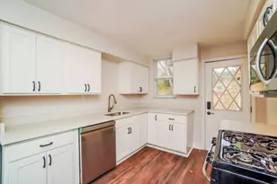 525-529 Farnsworth St, Pittsburgh, PA 15207 - Photo 13