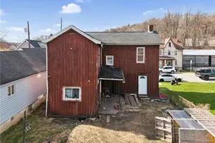 6 S 13th St, Jeannette, PA 15644 - Photo 11