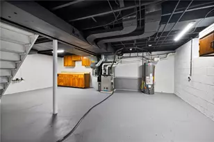 554 St Clair Dr, Pittsburgh, PA 15147 - Photo 19