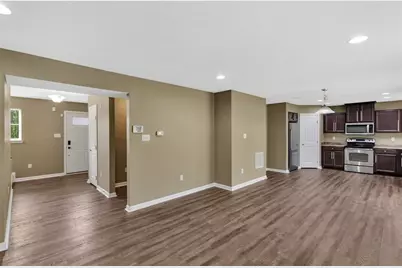 1113 Towervue Dr, Pittsburgh, PA 15227 - Photo 5