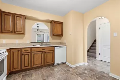 1406 Lexington Dr, Cecil, PA 15055 - Photo 5