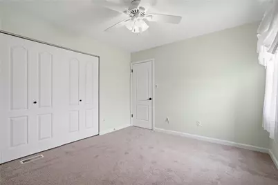 1406 Lexington Dr, Cecil, PA 15055 - Photo 23