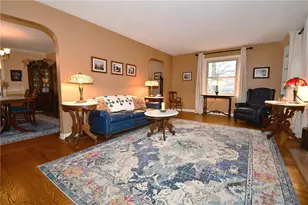 413 Morrison Dr, Pittsburgh, PA 15216 - Photo 9