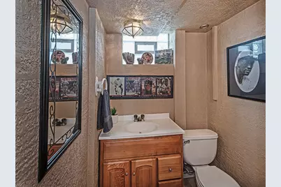 2728 Cedric Avenue, Pittsburgh, PA 15226 - Photo 19