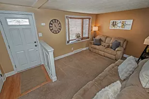 2728 Cedric Ave, Pittsburgh, PA 15226 - Photo 5