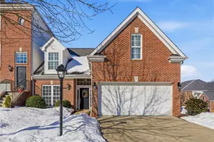 819 Strasburg Dr, Adams Township, PA 16046 - Photo 1