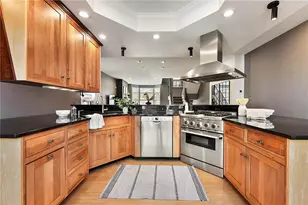 71 Waterfront Dr, Washington's Landing, PA 15222 - Photo 17