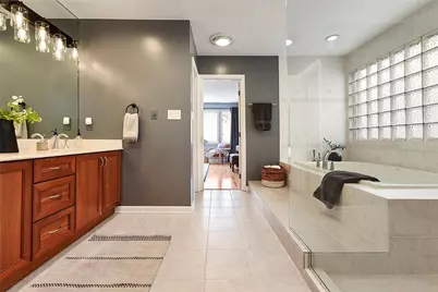 71 Waterfront Dr, Washington's Landing, PA 15222 - Photo 25