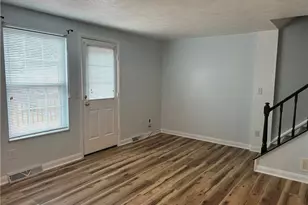 5046 Harvest Ln, Hampton, PA 15044 - Photo 3