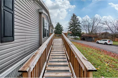 126 York, Cranberry Township, PA 16066 - Photo 3