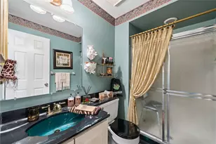 524 Thorncliffe Dr, Robinson Twp, PA 15205 - Photo 23