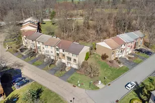 524 Thorncliffe Dr, Robinson Twp, PA 15205 - Photo 27