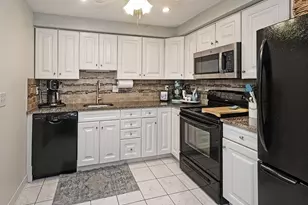 31 Maple Ct, Ross Twp, PA 15237 - Photo 3