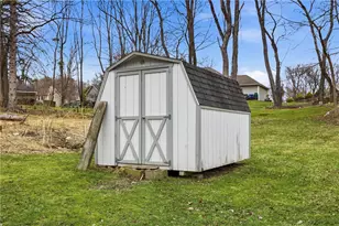 812 Wall St, North Fayette, PA 15057 - Photo 23