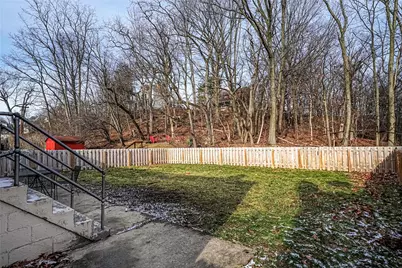 320 Calderwood Ave, Ross Twp, PA 15202 - Photo 21