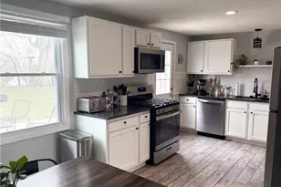 3914 Frederick St, Pittsburgh, PA 15227 - Photo 9