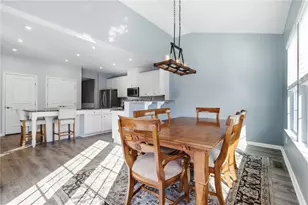 113 Pinevalley Dr, Ross Twp, PA 15229 - Photo 15