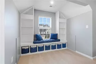 113 Pinevalley Dr, Ross Twp, PA 15229 - Photo 21