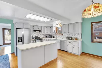 1325 Parkway Rd, Pittsburgh, PA 15237 - Photo 9