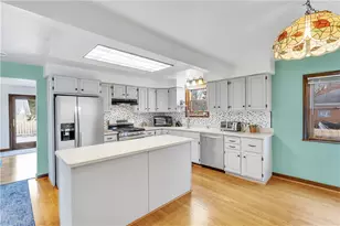 1325 Parkway Rd, Pittsburgh, PA 15237 - Photo 9