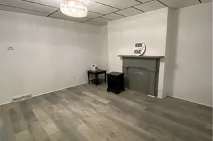 113 Kirkpatrick St, Pittsburgh, PA 15219 - Photo 3