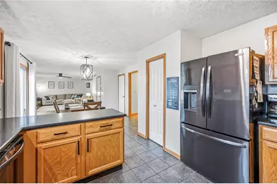 3173 Saranac Dr, South Pymatuning Township, PA 16150 - Photo 7