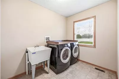 3173 Saranac Dr, South Pymatuning Township, PA 16150 - Photo 17