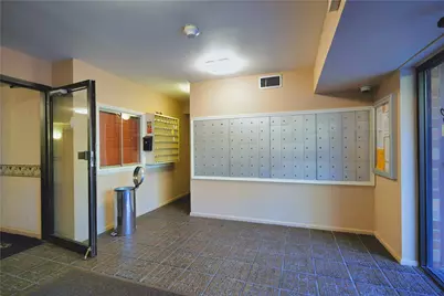 1500 Cochran Rd #812, Scott Township, PA 15243 - Photo 37