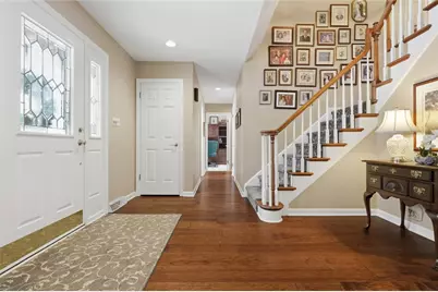 91 Green Crescent Dr, South Strabane, PA 15301 - Photo 7