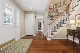 91 Green Crescent Dr, South Strabane, PA 15301 - Photo 7