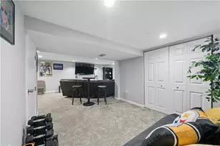 100 Valley Vale Dr, Ross Twp, PA 15209 - Photo 23