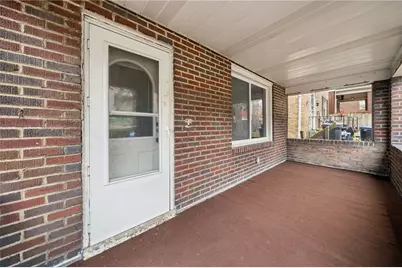 617 Danbury St, Marshall Shadeland, PA 15214 - Photo 3