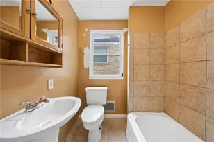 617 Danbury St, Marshall Shadeland, PA 15214 - Photo 21