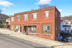 800 4th St, Ellwood City, PA 16117 - Photo 13