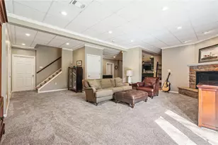 102 Preserve Valley Dr, Cranberry Township, PA 16066 - Photo 33