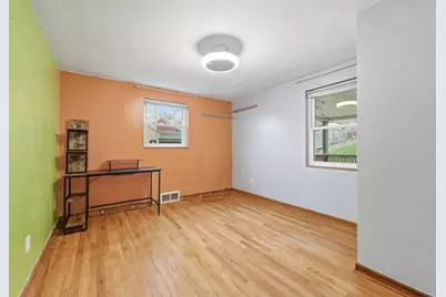 3109 Aniray Cir, Bethel Park, PA 15102 - Photo 9