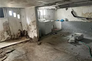 1034 Logan Rd, North Versailles, PA 15137 - Photo 13