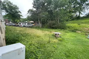 139 Highland Ave, Claysville, PA 15323 - Photo 5