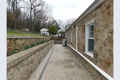 1025 Isabella Road, Connellsville, PA 15425 - Photo 5