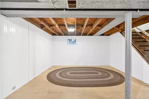 14 N Rolling Hills Ave, Hempfield Township, PA 15642 - Photo 19