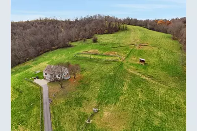 327/329 Sugar Run Road, Franklin Township, PA 15370 - Photo 3