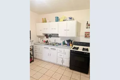 417 New Castle Ave, Sharon, PA 16146 - Photo 9