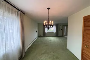 263 Shannon Heights Dr, Pittsburgh, PA 15147 - Photo 7