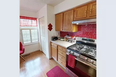 1368 Meadowbrook Dr, North Strabane, PA 15317 - Photo 9